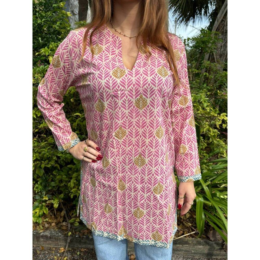 NEW JUST DARVINY v-neck tunic shirt in colony pink